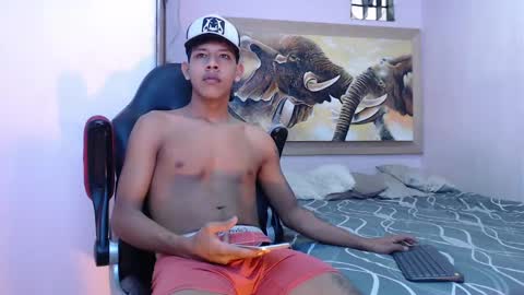 Snapshot of mr_stiven_ chatting on February 22, 2:50 am mr_stiven_ online show from February 22, 2:50 am