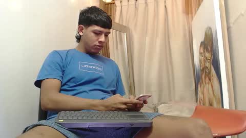 mr_stiven_ online show from November 4, 3:05 am