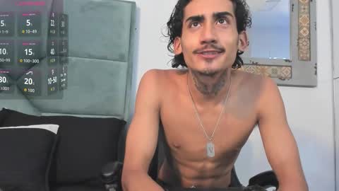 Snapshot of mr_strike chatting on October 24, 3:03 am MR online show from October 24, 3:03 am