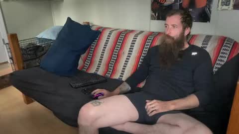 Valdor online show from May 3, 5:52 pm