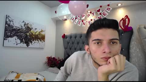 Snapshot of mr_williseo chatting on February 18, 7:52 pm williseo online show from February 18, 7:52 pm