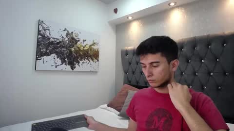 Snapshot of mr_williseo chatting on March 9, 7:59 pm williseo online show from March 9, 7:59 pm