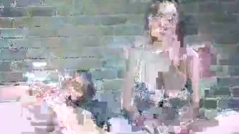 Snapshot of mrandmrscumalot871554 chatting on October 19, 10:38 am Mr And Mrs Cumalot online show from October 19, 10:38 am