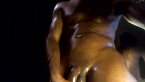 Snapshot of mrbigdiq chatting on February 6, 9:18 pm MrBigDiQ1 online show from February 6, 9:18 pm