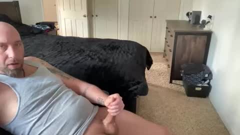 Snapshot of mrbignuts469 chatting on December 21, 3:41 pm mrbignuts469 online show from December 21, 3:41 pm