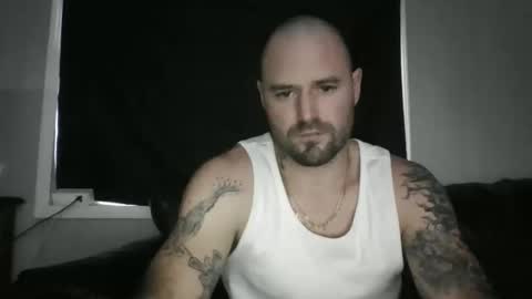 Snapshot of mrbigstik1 chatting on October 21, 10:21 pm mrbigstik1 online show from October 21, 10:21 pm