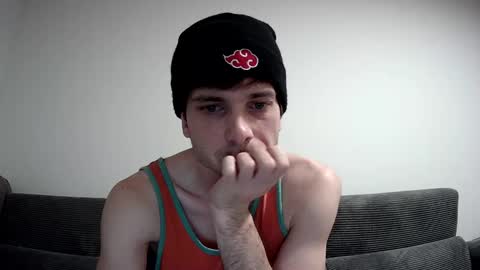 Snapshot of mrboyyyy chatting on February 9, 5:11 pm ... online show from February 9, 5:11 pm