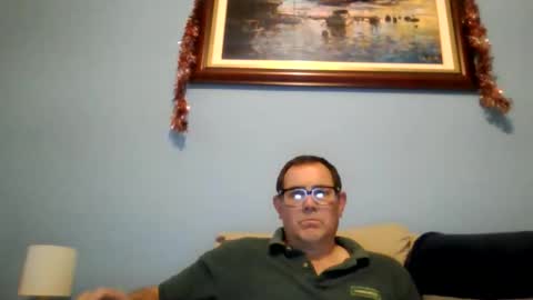 Snapshot of mrcaruso chatting on December 14, 4:45 pm Mrcaruso online show from December 14, 4:45 pm