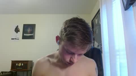 Snapshot of mrcoolguy68 chatting on January 23, 1:56 pm mrcoolguy68 online show from January 23, 1:56 pm