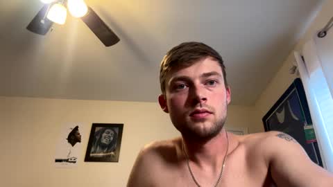 Snapshot of mrcoolguy68 chatting on September 8, 11:04 pm mrcoolguy68 online show from September 8, 11:04 pm