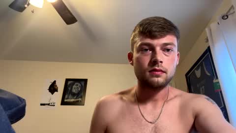 Snapshot of mrcoolguy68 chatting on September 17, 3:24 pm mrcoolguy68 online show from September 17, 3:24 pm