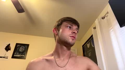 Snapshot of mrcoolguy68 chatting on October 27, 4:11 pm mrcoolguy68 online show from October 27, 4:11 pm