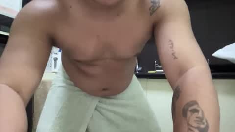 MrDesireexxx online show from March 7, 3:31 pm