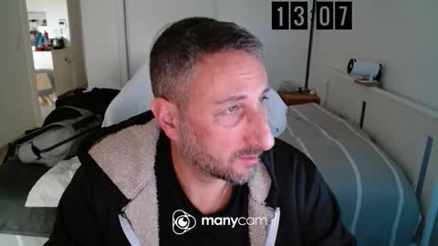 Snapshot of mrdr0o0o chatting on November 26, 12:06 pm mrdr0o0o online show from November 26, 12:06 pm