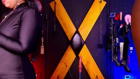 mrebonybdsm online show from September 23, 1:58 pm