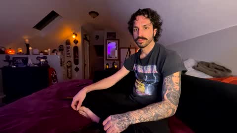 Snapshot of mrfanceypants chatting on January 13, 6:40 am mrfanceypants online show from January 13, 6:40 am