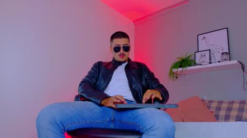 Mr Fox online show from January 14, 7:41 pm