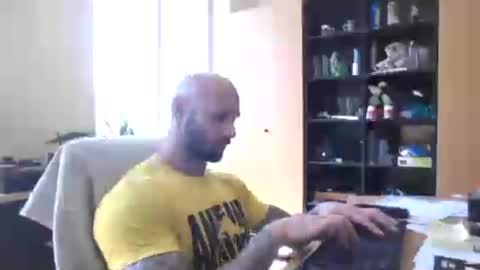 mrga591904 online show from June 18, 11:03 am