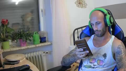 mrga591904 online show from July 21, 8:33 pm