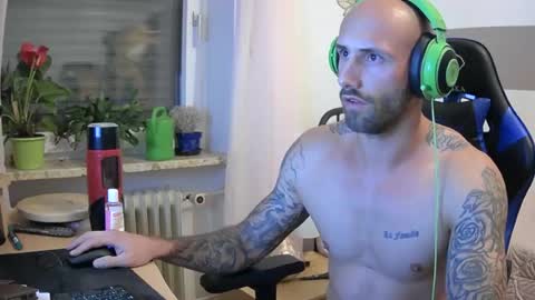 mrga591904 online show from July 23, 8:07 pm