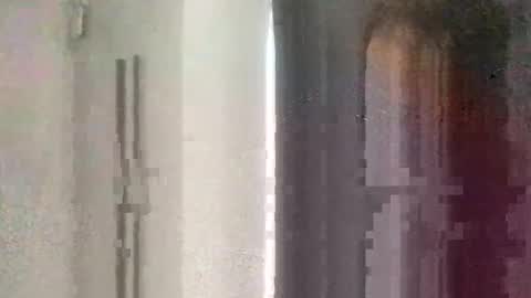 Snapshot of mrgray11xxx chatting on November 24, 1:49 am mrgray11xxx aussie online show from November 24, 1:49 am