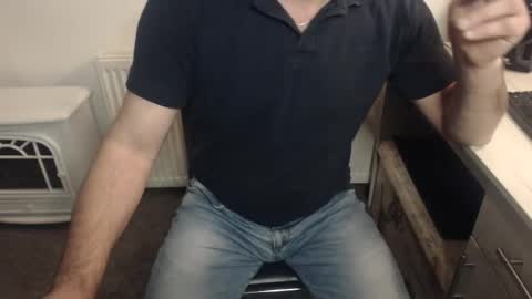 Your Mister online show from December 6, 3:33 pm