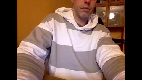 Snapshot of mrjungleman chatting on January 26, 7:09 pm mrjungleman online show from January 26, 7:09 pm