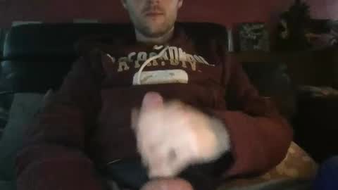 Snapshot of mrk_94 chatting on December 6, 3:22 pm MRK 94 online show from December 6, 3:22 pm