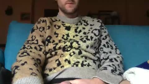 Snapshot of mrk_94 chatting on December 21, 2:13 pm MRK 94 online show from December 21, 2:13 pm