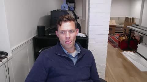 Snapshot of mrkenridge chatting on October 17, 6:32 pm mrkenridge online show from October 17, 6:32 pm