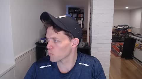 Snapshot of mrkenridge chatting on March 31, 12:49 pm mrkenridge online show from March 31, 12:49 pm