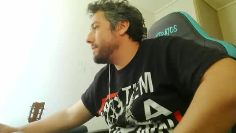 Snapshot of mrlilnice chatting on March 26, 3:39 pm mrlilnice online show from March 26, 3:39 pm