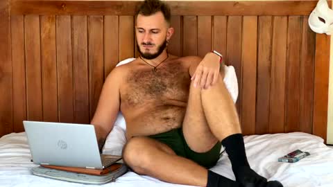 Max online show from May 14, 6:53 am