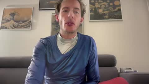 TaleOfLaura online show from December 1, 9:48 pm