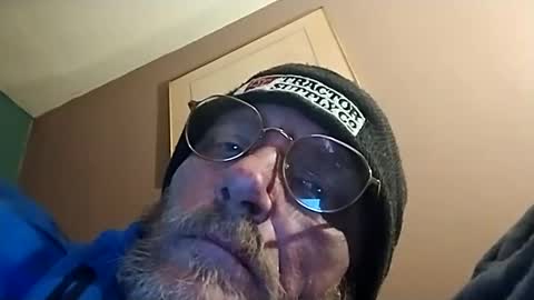 Mrnmrsfucks4u2 online show from February 10, 4:19 am