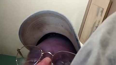 Mrnmrsfucks4u2 online show from February 20, 12:52 am