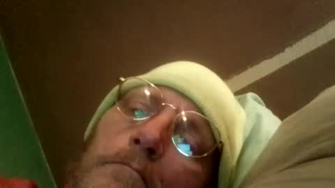 Mrnmrsfucks4u2 online show from March 6, 11:20 pm