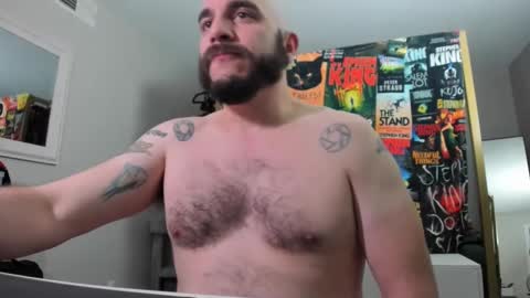 Snapshot of mrricomustachio chatting on January 7, 5:22 am Rico online show from January 7, 5:22 am