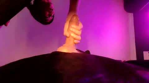 mrrobbers online show from August 5, 2:25 am