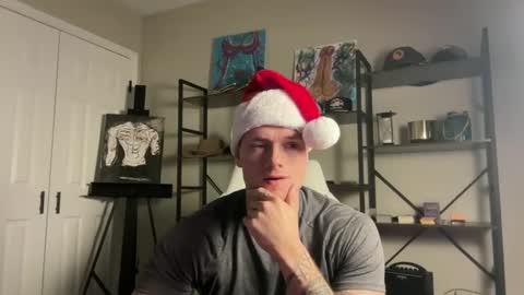 Snapshot of mrryanvoss chatting on December 25, 5:05 pm Mr Ryan Voss online show from December 25, 5:05 pm