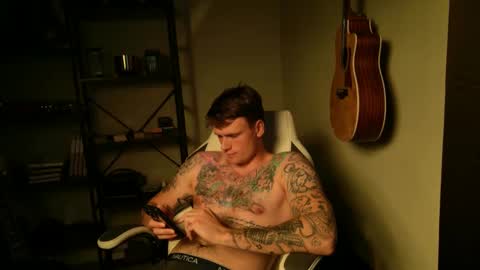 Snapshot of mrryanvoss chatting on February 20, 7:41 pm Mr Ryan Voss online show from February 20, 7:41 pm