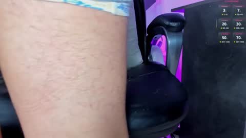mrs_boy20 online show from July 30, 1:59 am