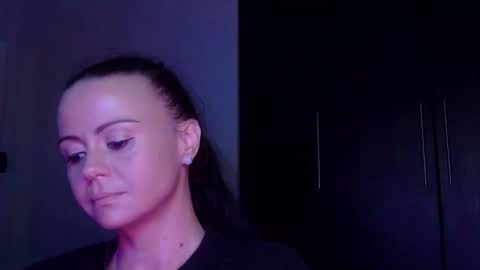mrs_bunny_swing online show from May 4, 4:36 pm