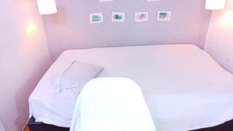 Snapshot of mrs_buttocks chatting on December 19, 8:49 pm mrs_buttocks online show from December 19, 8:49 pm