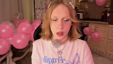 Snapshot of mrs_mills chatting on October 24, 5:59 am Barbie online show from October 24, 5:59 am