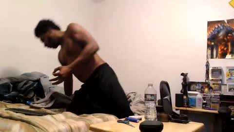 Snapshot of mrsoonicexrated chatting on October 28, 10:41 am mrsoonicexrated online show from October 28, 10:41 am