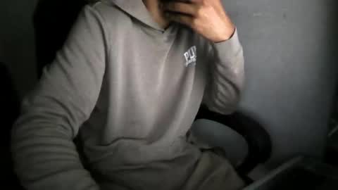 Level Ent Studios online show from November 30, 3:27 pm