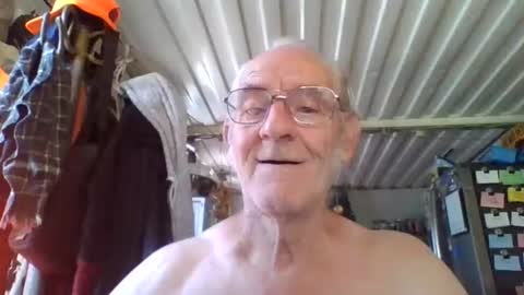Snapshot of mrsubman chatting on July 16, 4:24 pm Chuck online show from July 16, 4:24 pm