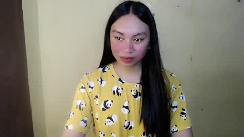 Snapshot of ms_bellaxoxo chatting on May 14, 3:46 am Bella online show from May 14, 3:46 am