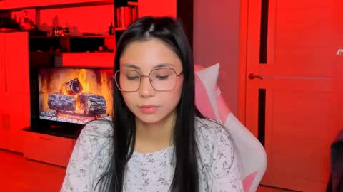 ms_emily_ online show from April 30, 4:35 pm
